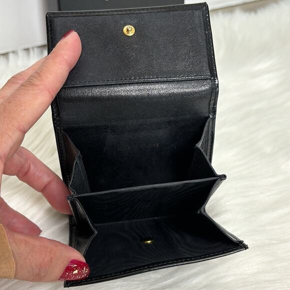 Authentic CHANEL Vintage Enamel CC Logo Bifold Wallet Purse Black Box 8180K - Picture 9 of 12